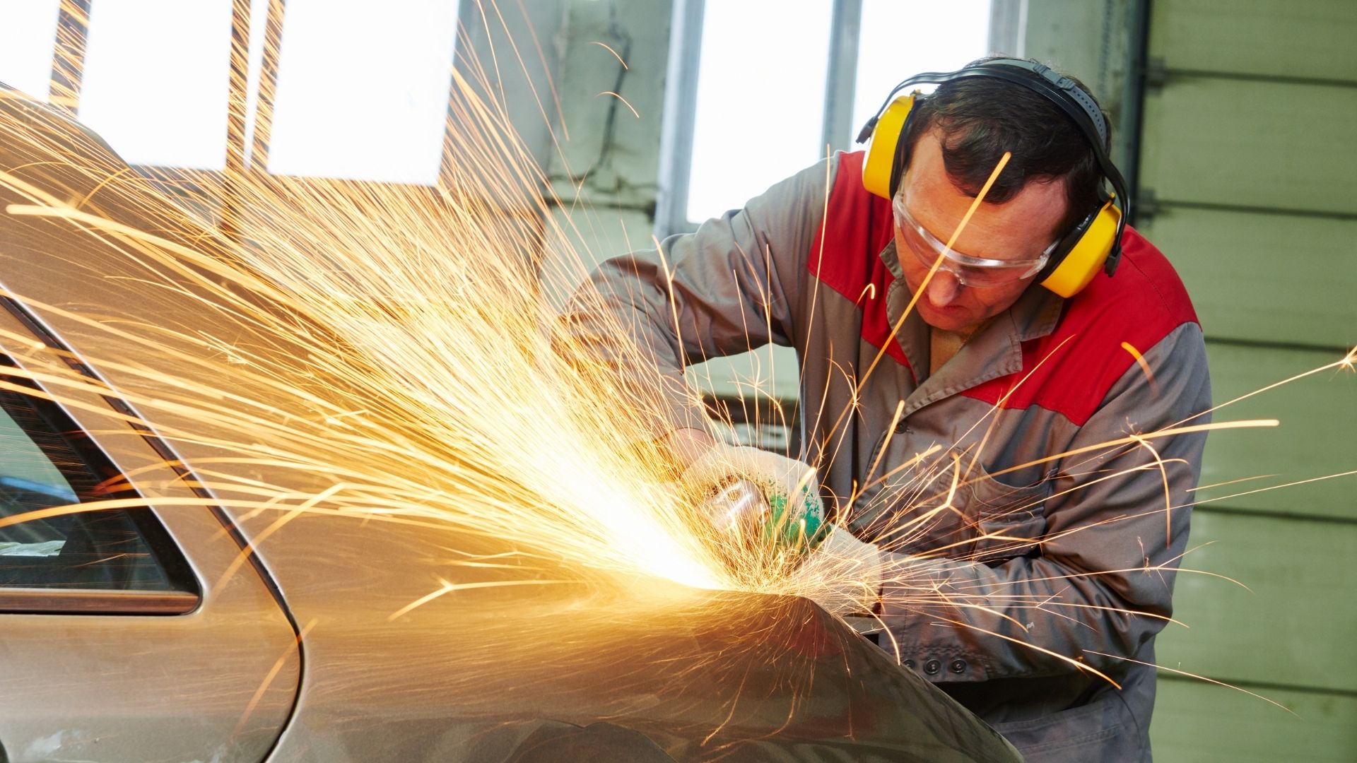 Auto Body Shop - Collision Repair Services (31)