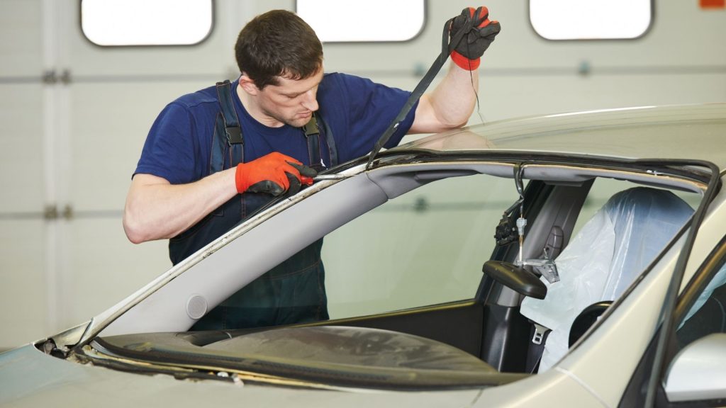 car front mirror repair